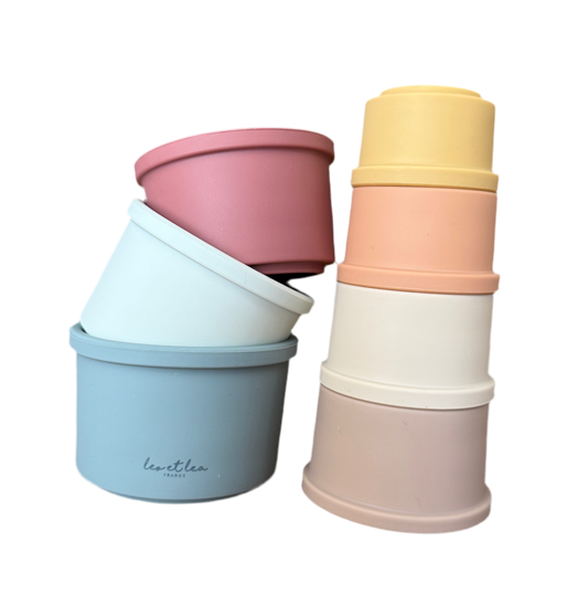 Gobelets à empiler pour le bain